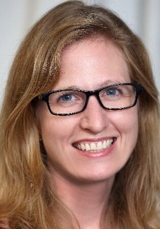 Headshot of Kerry Goetz